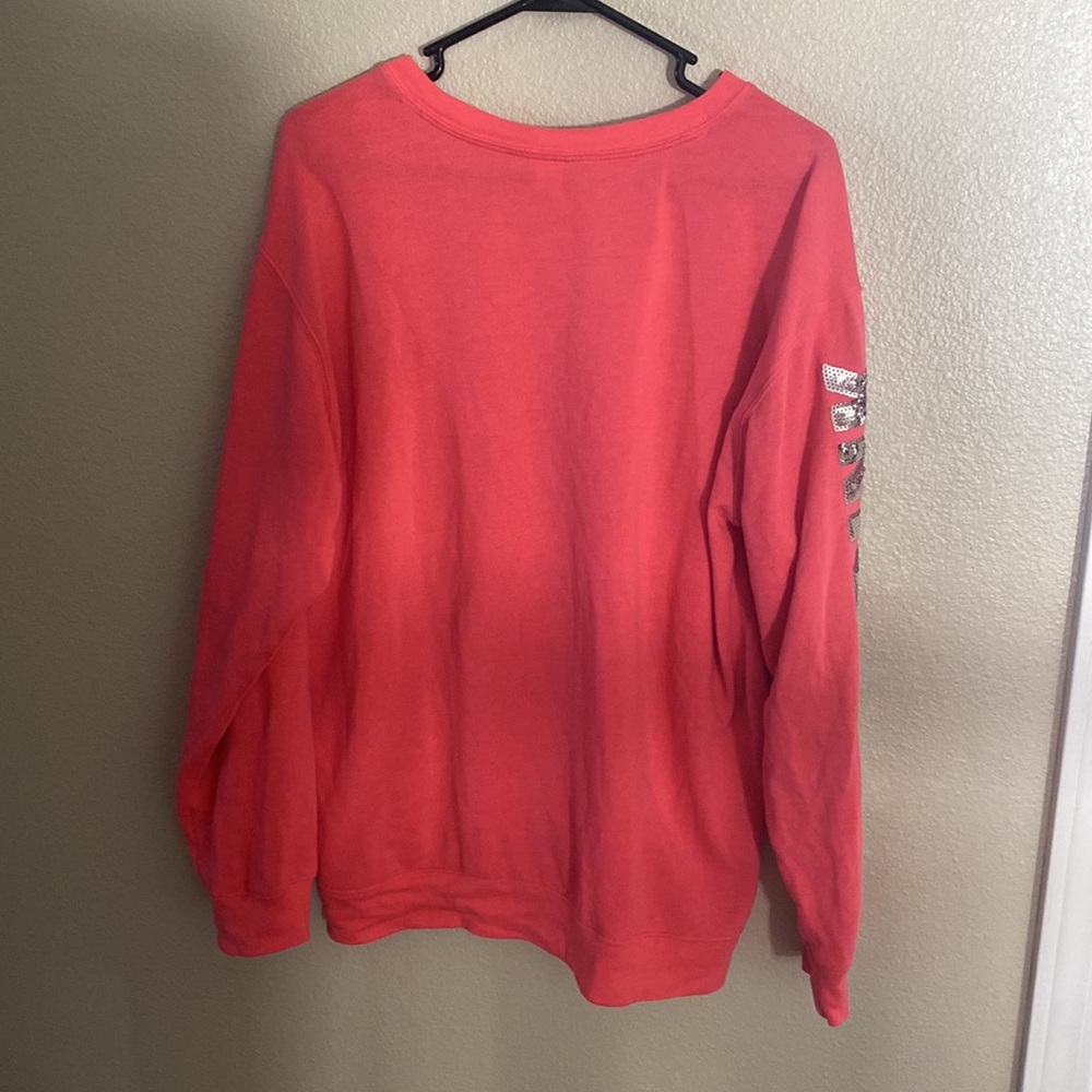 Pink top - Picture 2 of 3